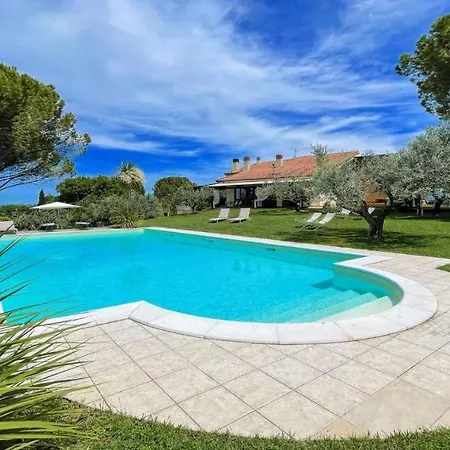 Sole Vino - In Centre Of Italy S Finest Wine And Truffle Areas - Exc Pool Vila *