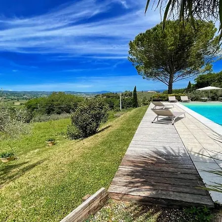 Sole Vino - In Centre Of Italy S Finest Wine And Truffle Areas - Exc Pool Belvedere (Perugia)